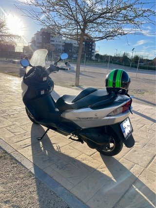 Suzuki Burgman 125 Plata