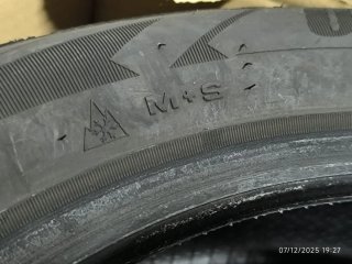 4 neumáticos Goodyear UltraGrip 9 205/55 R16 91H
