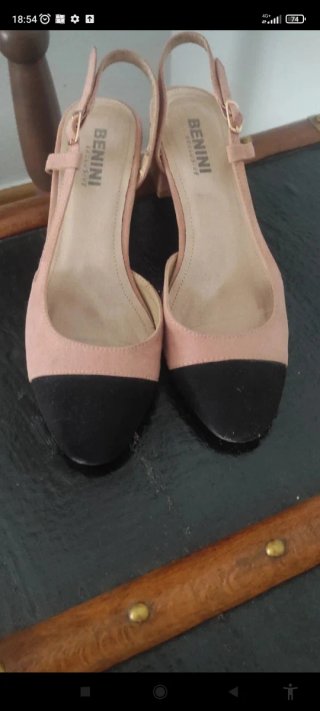 Zapatos tacón bajo ante rosa/negro BENINI