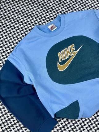 Sudadera Nike Rework Vintage