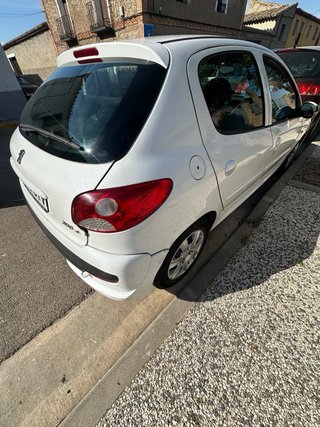 Peugeot 206+ 2009