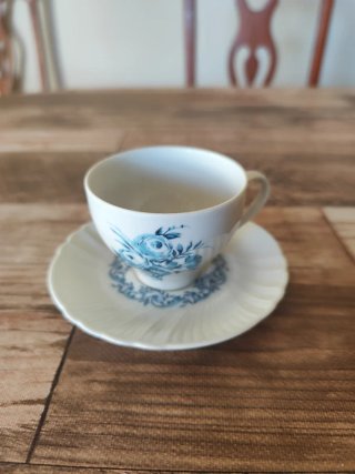 Juego de café Irabia porcelana azul y blanco