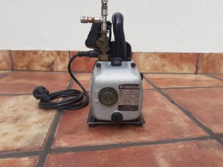 Kit bomba de vacio y manometros aire acondicionado
