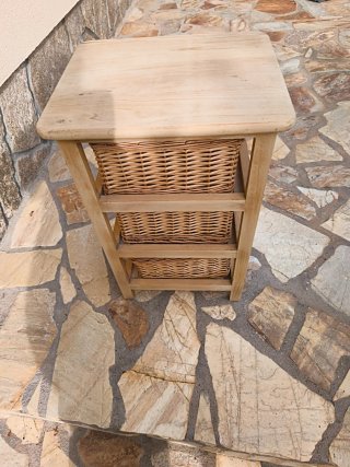 Mesilla mimbre y madera