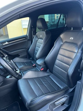 Volkswagen Golf R 2015