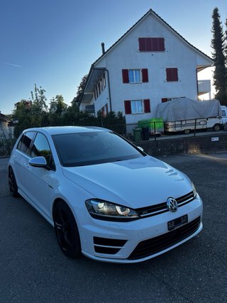 Volkswagen Golf R 2015