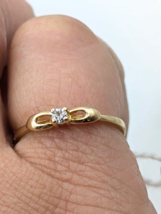 Anillo Oro 18k con Diamante