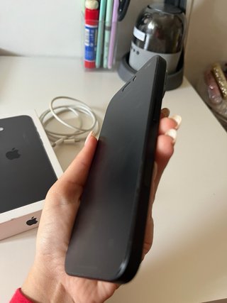 iPhone 16 128GB Negro