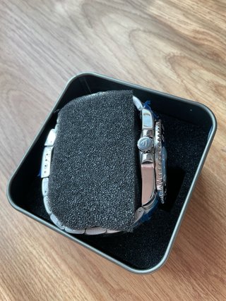 Reloj Elegante Plateado Frederico Caja