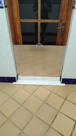 Puerta de aluminio