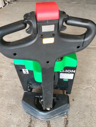 Transpaleta eléctrica 1500 kg