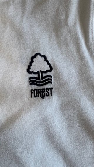 Polo Umbro Nottingham Forest blanco