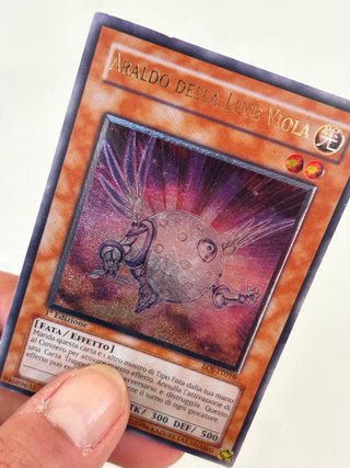 Araldo della Luce Viola Ultimate Rare Yugioh