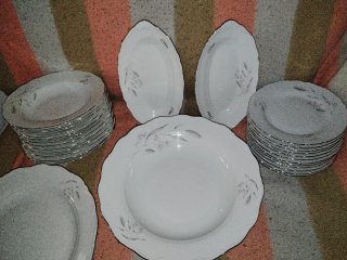 Vajilla y juego de café de porcelana