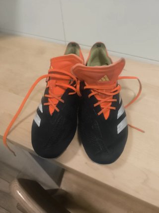 Botas multitaco Adidas Predator Talla 39.5