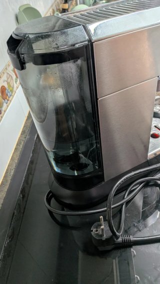 Cafetera Delonghi Dedica para reparar