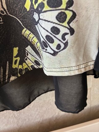 Blusa sin mangas gasa estampado mariposas