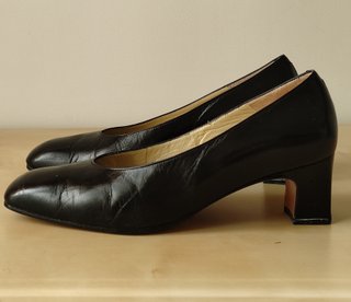 Zapatos de piel con tacón negros para vestir