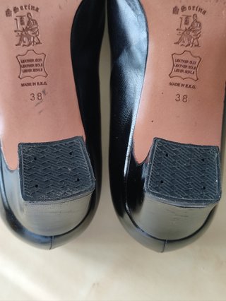 Zapatos de piel con tacón negros para vestir