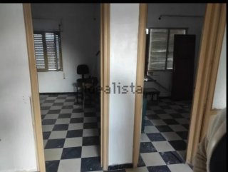 Se vende piso único en primera planta en el barrio