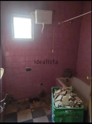 Se vende piso único en primera planta en el barrio
