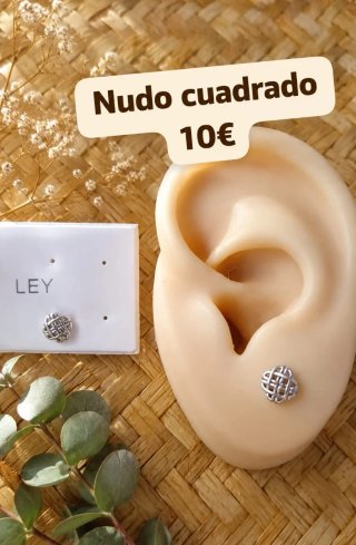 Pendientes Nudo Cuadrado Plata 10€