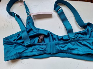 Sujetador Victoria's Secret con etiqueta