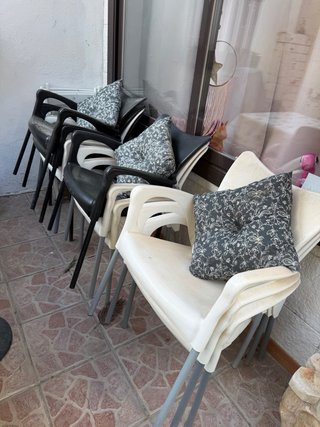 Mesa y 4 Sillas Terraza Plástico