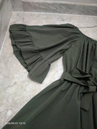 Vestido verde hombros fuera T40-42