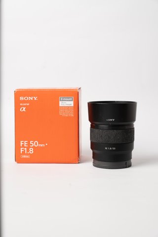 Sony FE 50mm f/1.8 Objetivo