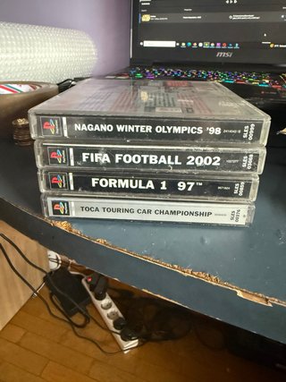 Lote 4 Juegos PSX: F1, FIFA, Nagano, Touring Car