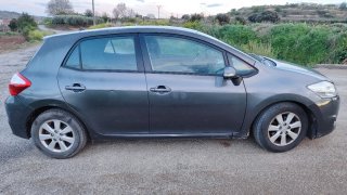 Toyota Auris diciembre 2011Toyota Auris 1.4 D-4D
