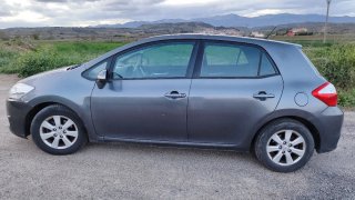 Toyota Auris diciembre 2011Toyota Auris 1.4 D-4D