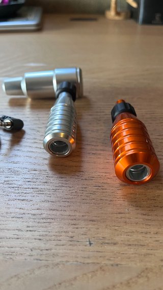 Máquina Tattoo Cheyenne Hawk Spirit + Grip