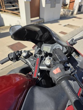 Honda CBR600F4i