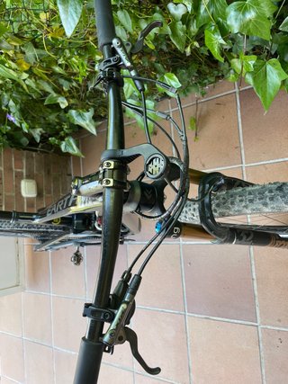 Bicicleta Kross Earth 29” carbono