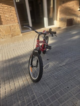 Bicicleta Connor Infantil Roja