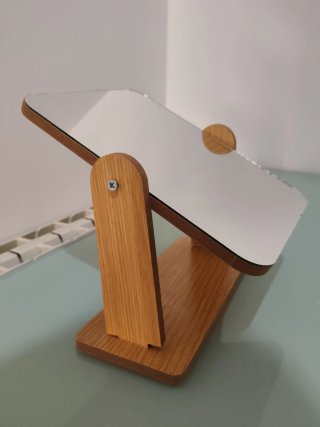 Specchio da trucco pieghevole in legno