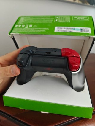 Controller Cyberpunk 2077 edizione limitata Xbox