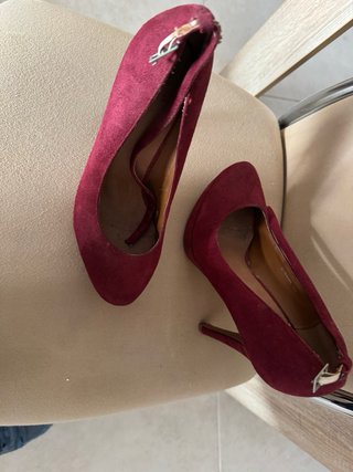 Zapatos de tacón burdeos talla 39