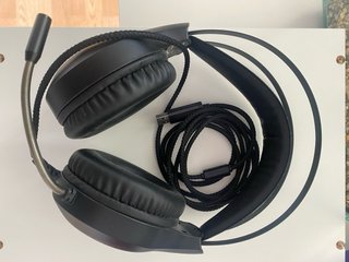 Cascos Gaming Medion con LED RGB
