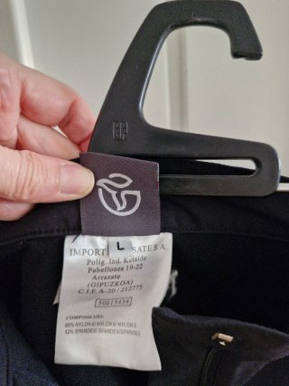 Pantalón senderismo mujer Ternua negro