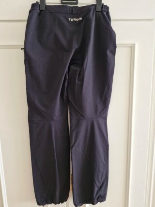 Pantalón senderismo mujer Ternua negro