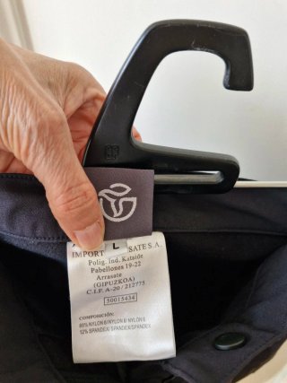Pantalón senderismo mujer Ternua negro