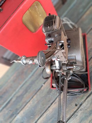 Proyector Cine Ampro Stylist 16mm