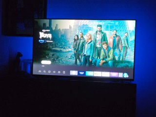 43" 4K Smart TV Android Negra con ambient ligh
