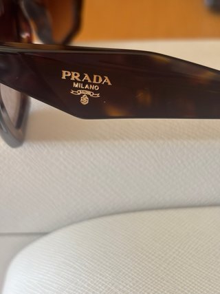 Gafas de sol Prada Tortoise