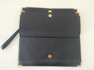 Bolso de mano negro