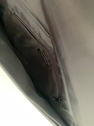 Bolso de mano negro