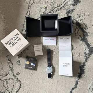 Swatch x Omega MoonSwatch - Mission to the Moon